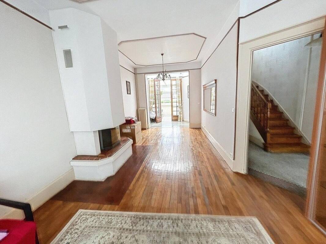 Photo 1 - Maison à SAINT-QUENTIN