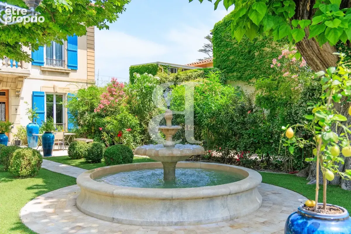 Maison 435 m² à L'isle-Sur-La-Sorgue  - photo 8