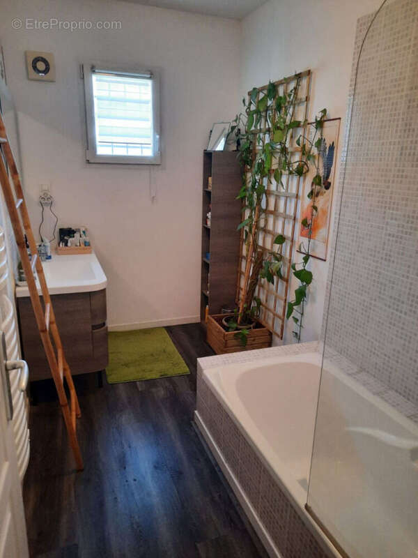 Maison à L&#039;ISLE-SUR-LA-SORGUE