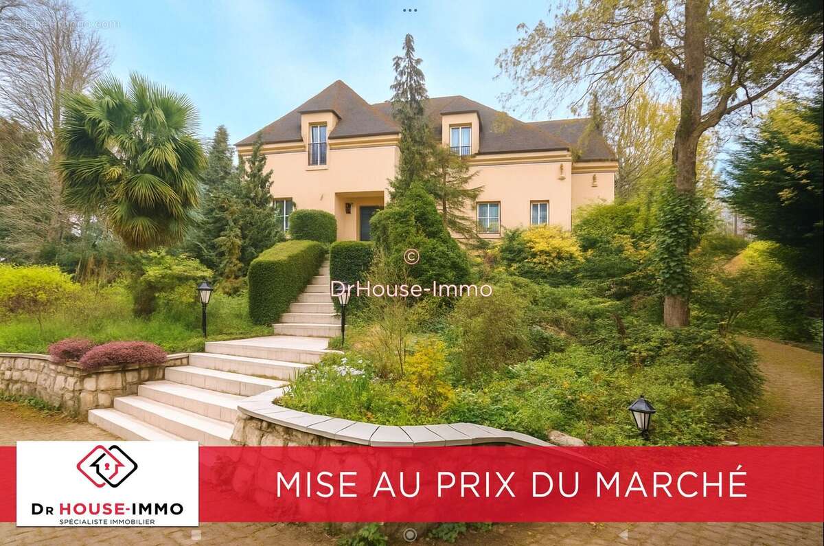 Maison à LOUVECIENNES