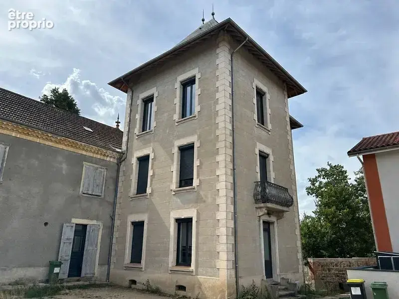 Appartement 66 m² à Montrond-Les-Bains  - photo 2
