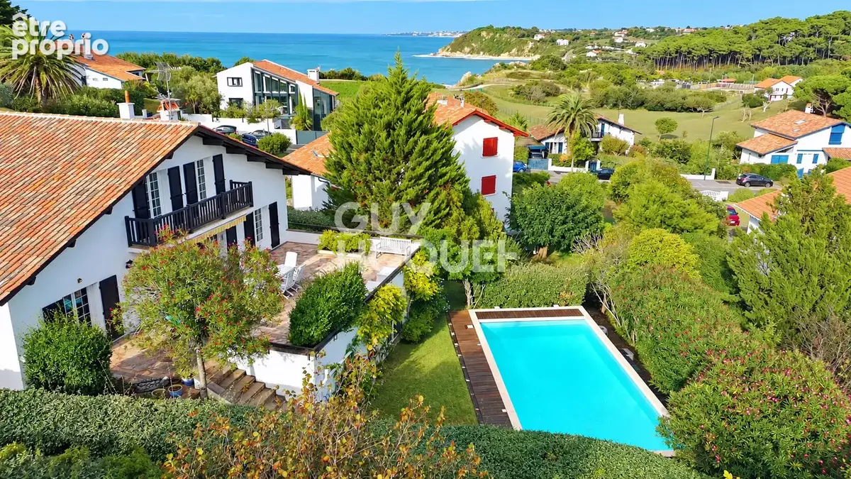 Maison Saint Jean De Luz 7 pièce(s) 247 m² - photo 1