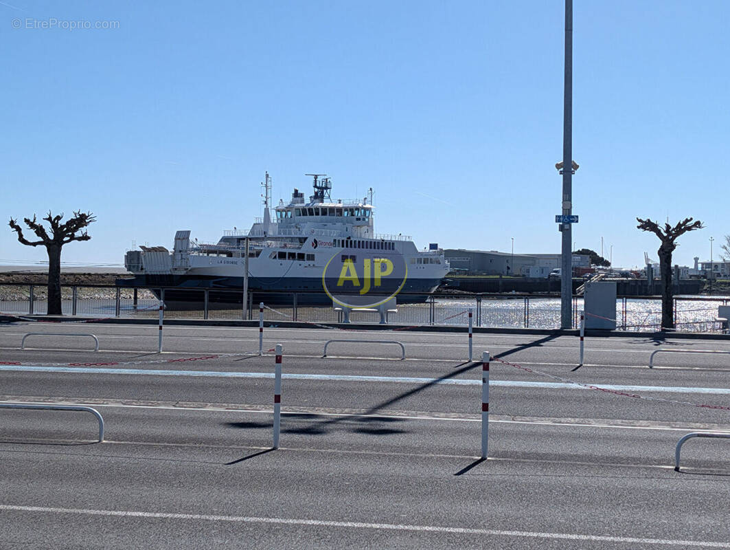 Terrain à LE VERDON-SUR-MER