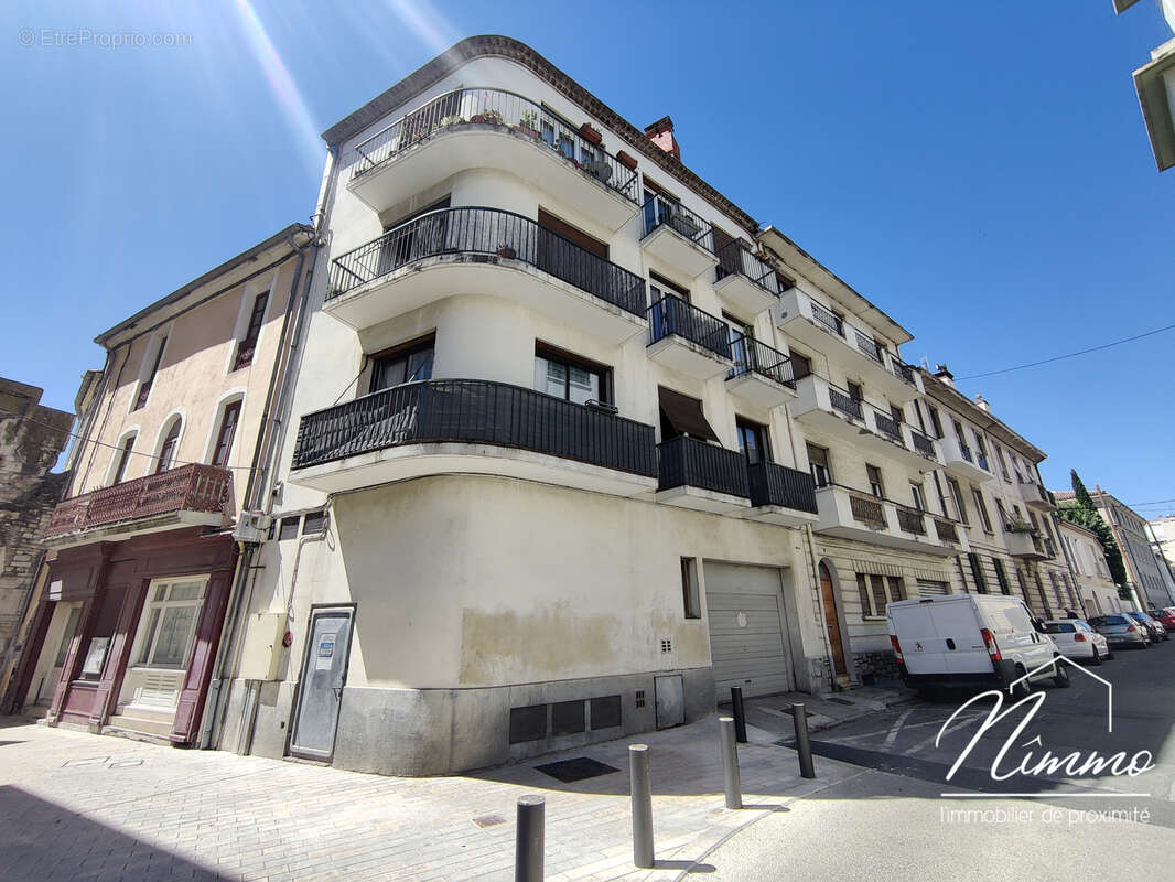 Appartement à NIMES