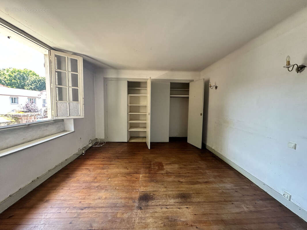 Maison 132 m² à Saint-Jean-Pied-De-Port  - photo 6