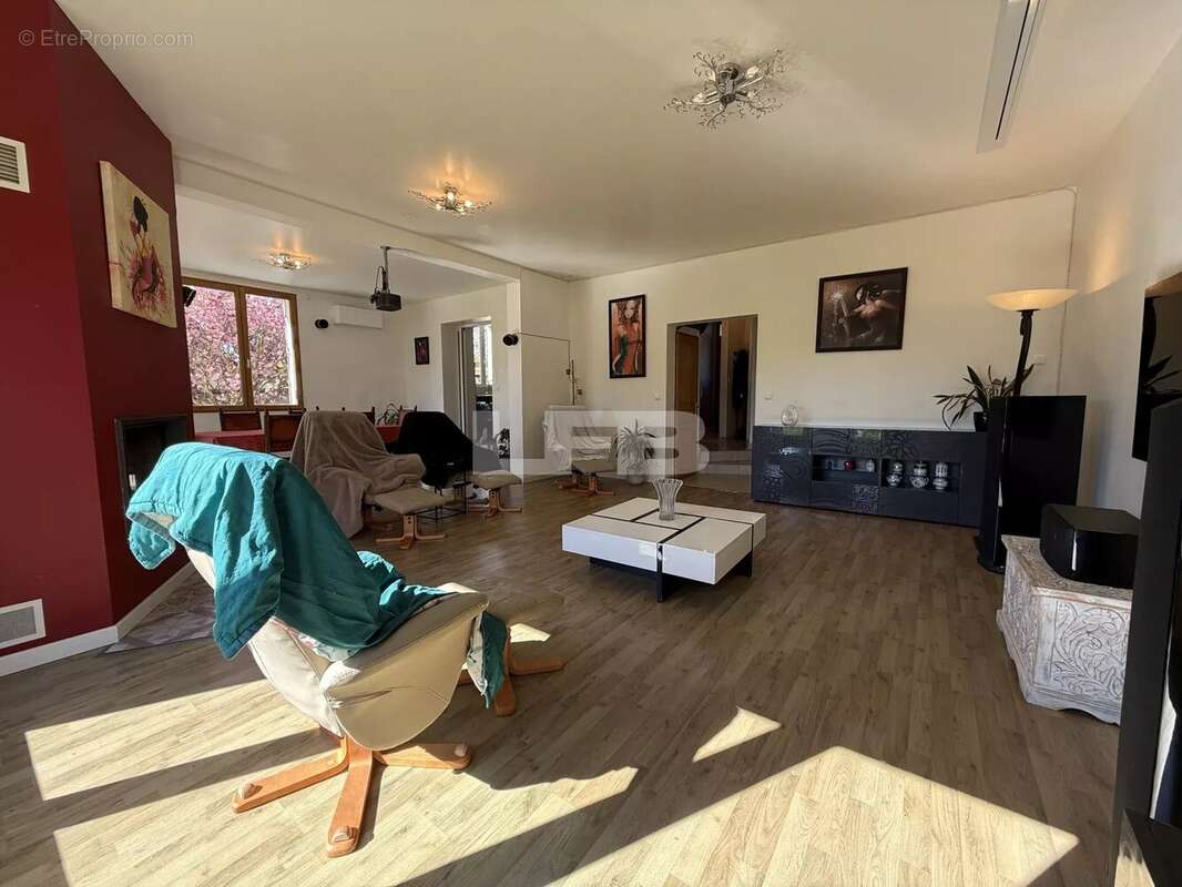 Maison à GRISY-LES-PLATRES