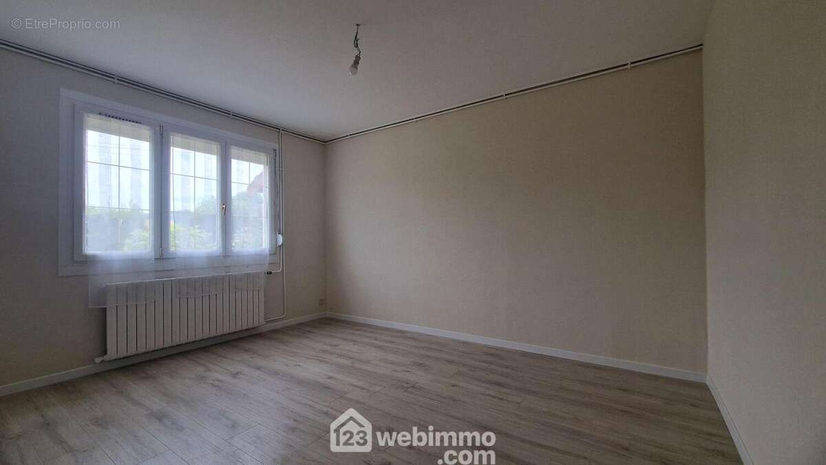 La seconde chambre de 13 m²