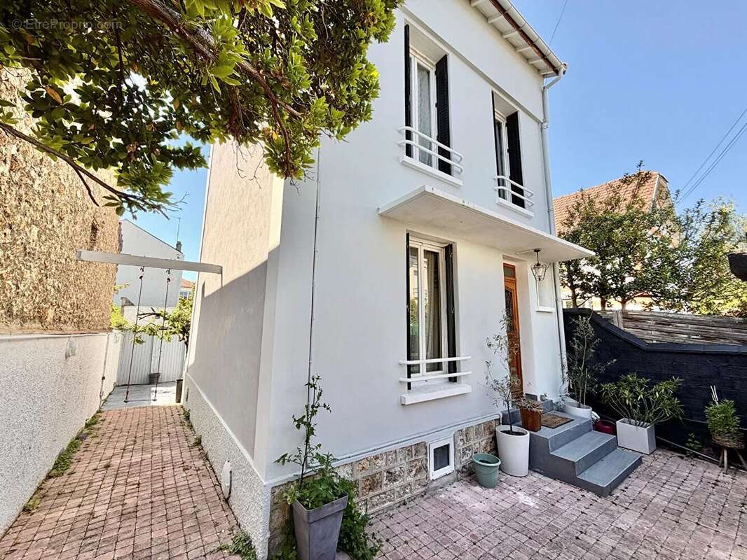 Maison à COLOMBES