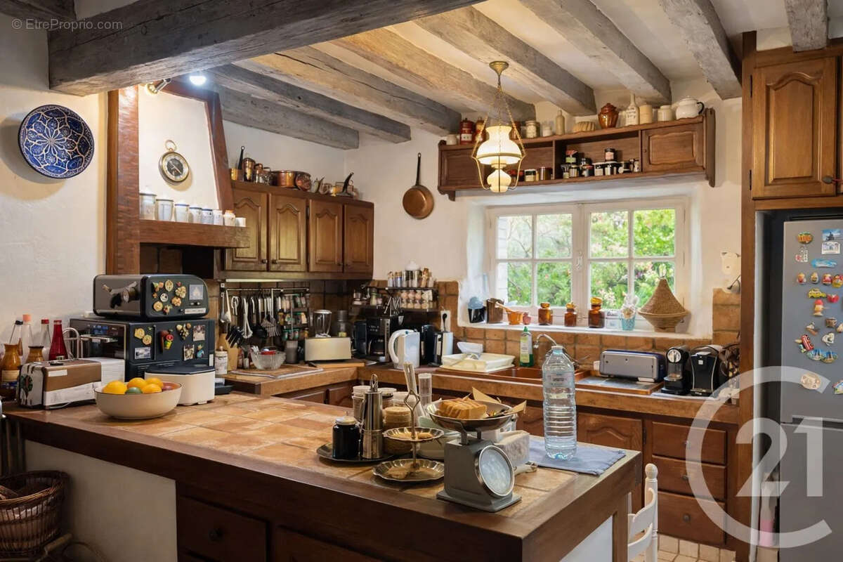 Maison 230 m² à Bercheres-Sur-Vesgre  - photo 4