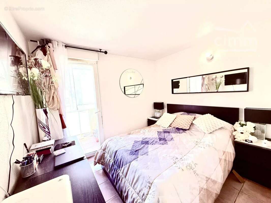 Appartement à PORT-SAINT-LOUIS-DU-RHONE