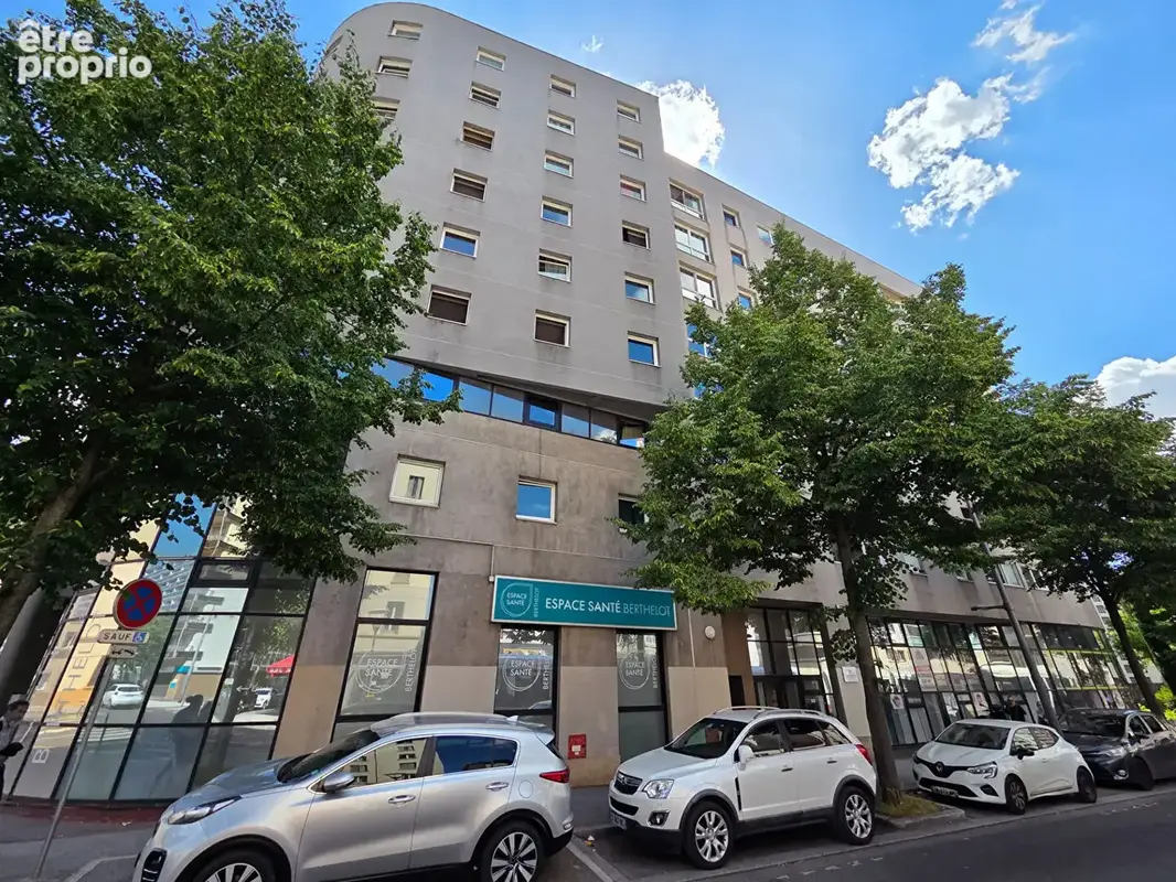Parking à LYON-8E