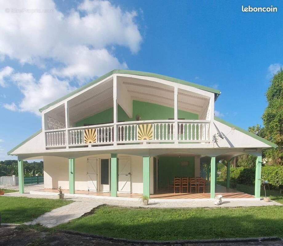 Maison à SAINTE-ANNE