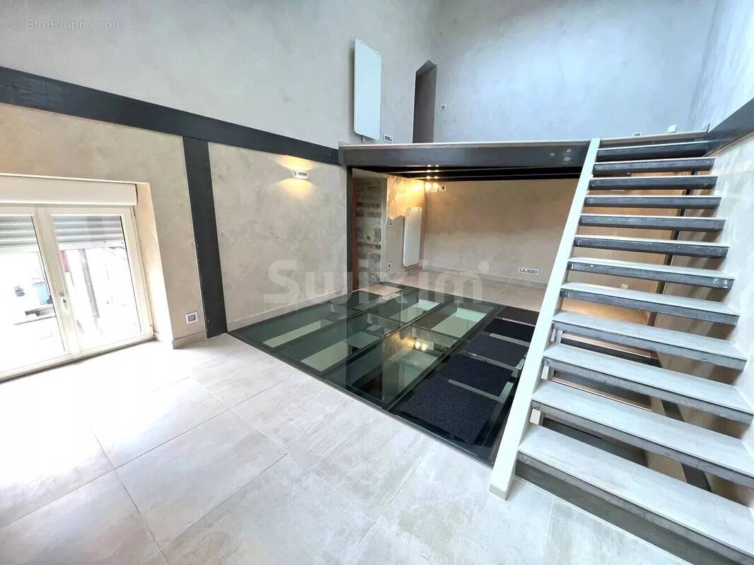 Maison à LONS-LE-SAUNIER