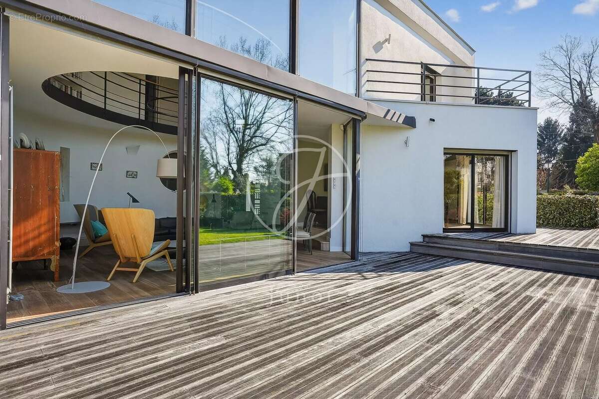 Maison à LE VESINET