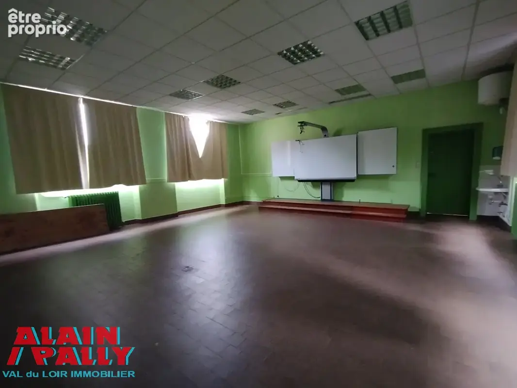 Cloyes centre - photo 6
