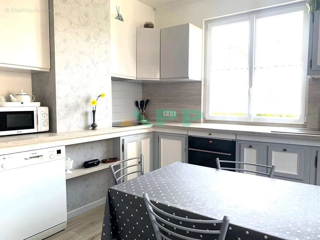 Maison à ATHIS-MONS