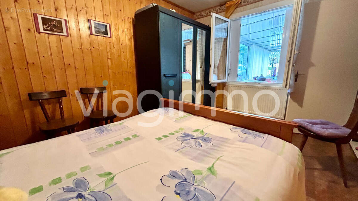 Maison à LE PERRIER