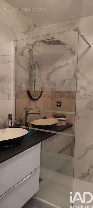 Photo 8 - Appartement à LESPINASSE