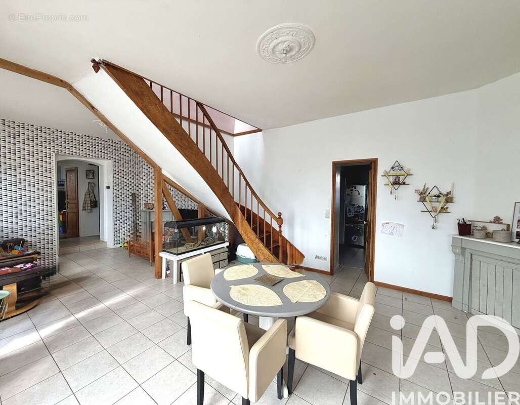 Photo 2 - Maison à DONVILLE-LES-BAINS