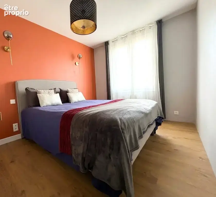 Magnifique Appartement Rénové Avec Balcon à Tours - photo 7