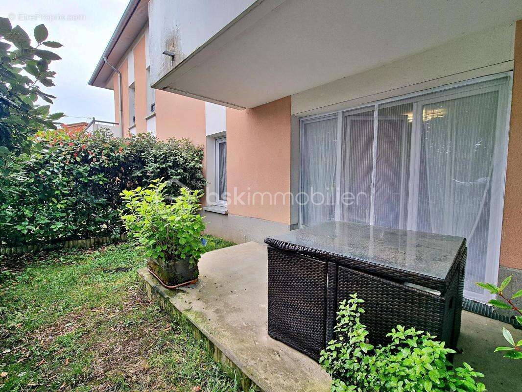 Appartement à ROQUES
