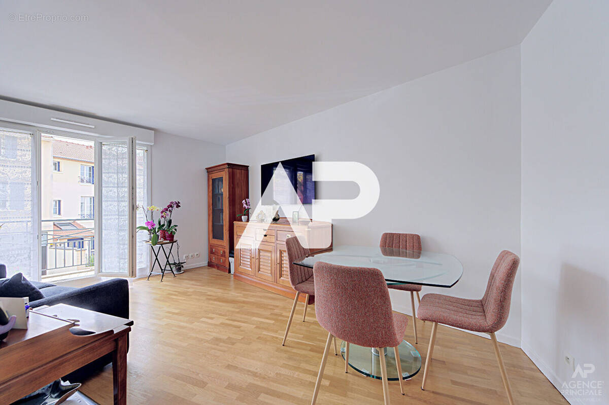Appartement à RUEIL-MALMAISON