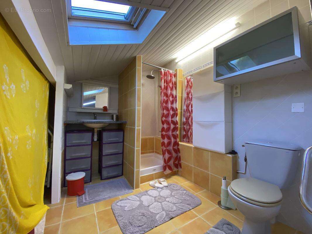 Maison à LES MATHES