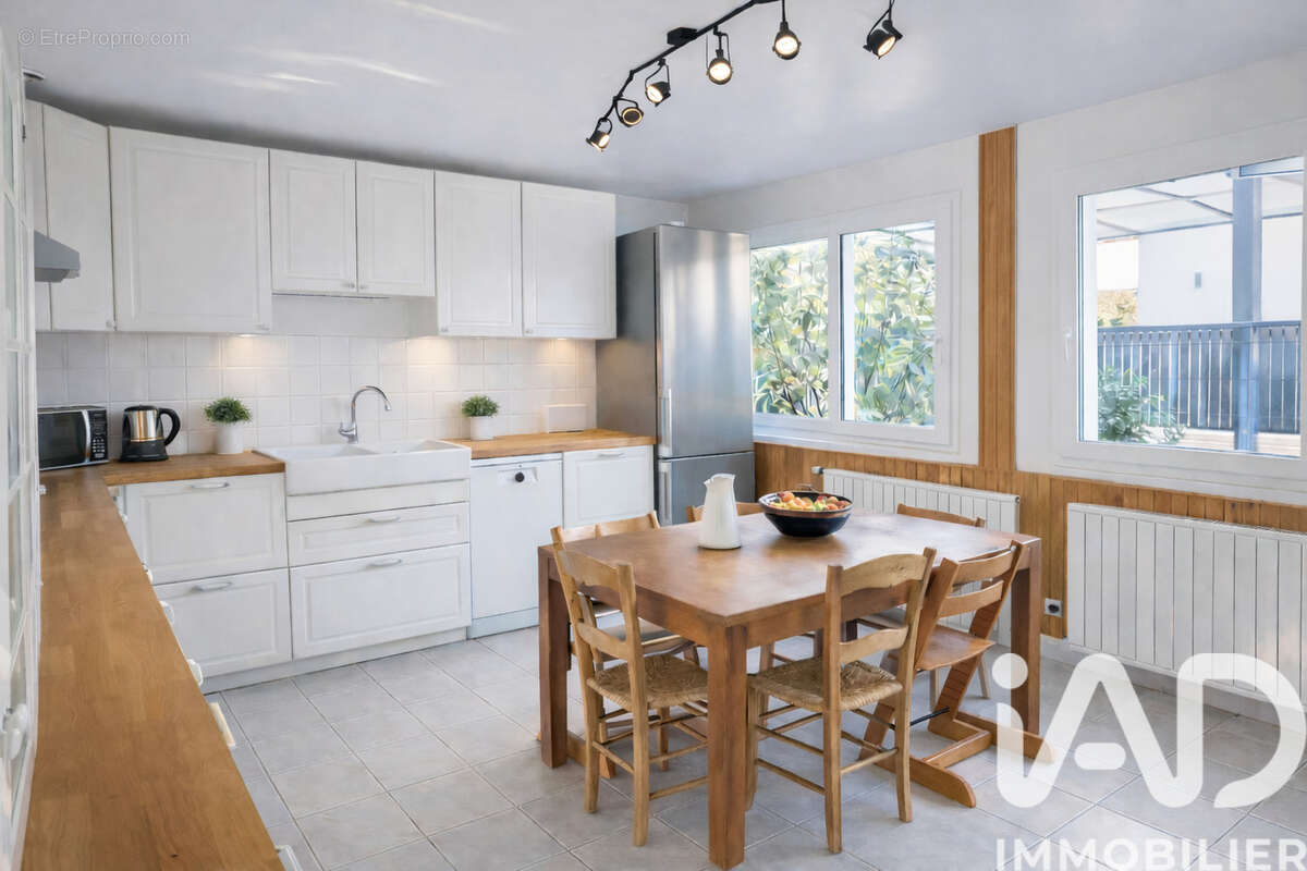 Photo 2 - Maison à SAINTE-GENEVIEVE-DES-BOIS