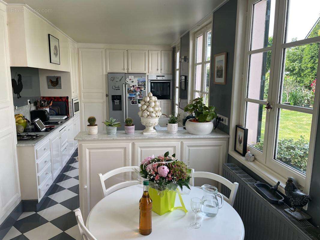 Maison à NOGENT-LE-ROI