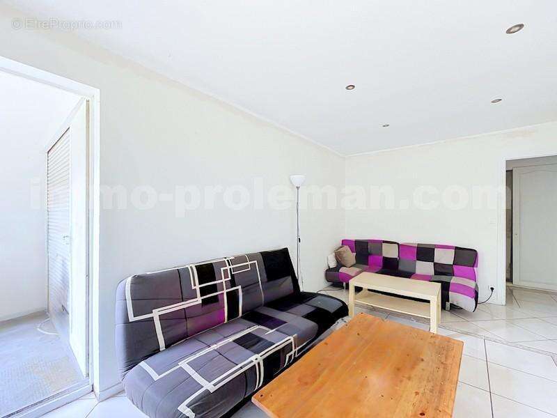 Appartement_T4_Annemasse_Proche_Genève_Ceva_tram_Suisse_investissement_hyper_centre_Séjour_ - Appartement à ANNEMASSE
