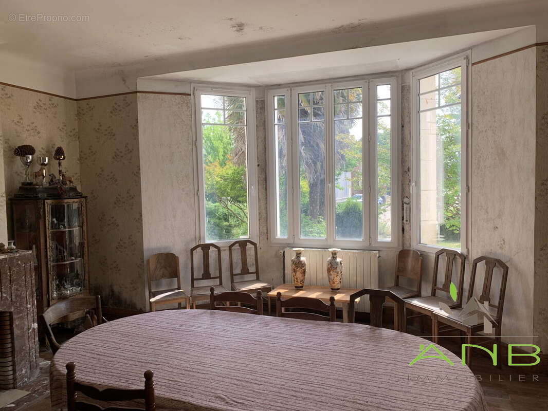 Maison à CHAMPNIERS