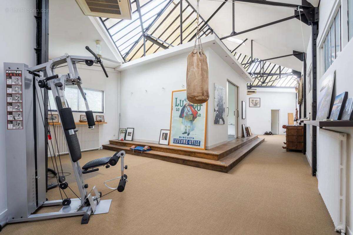 Maison à LE PERREUX-SUR-MARNE