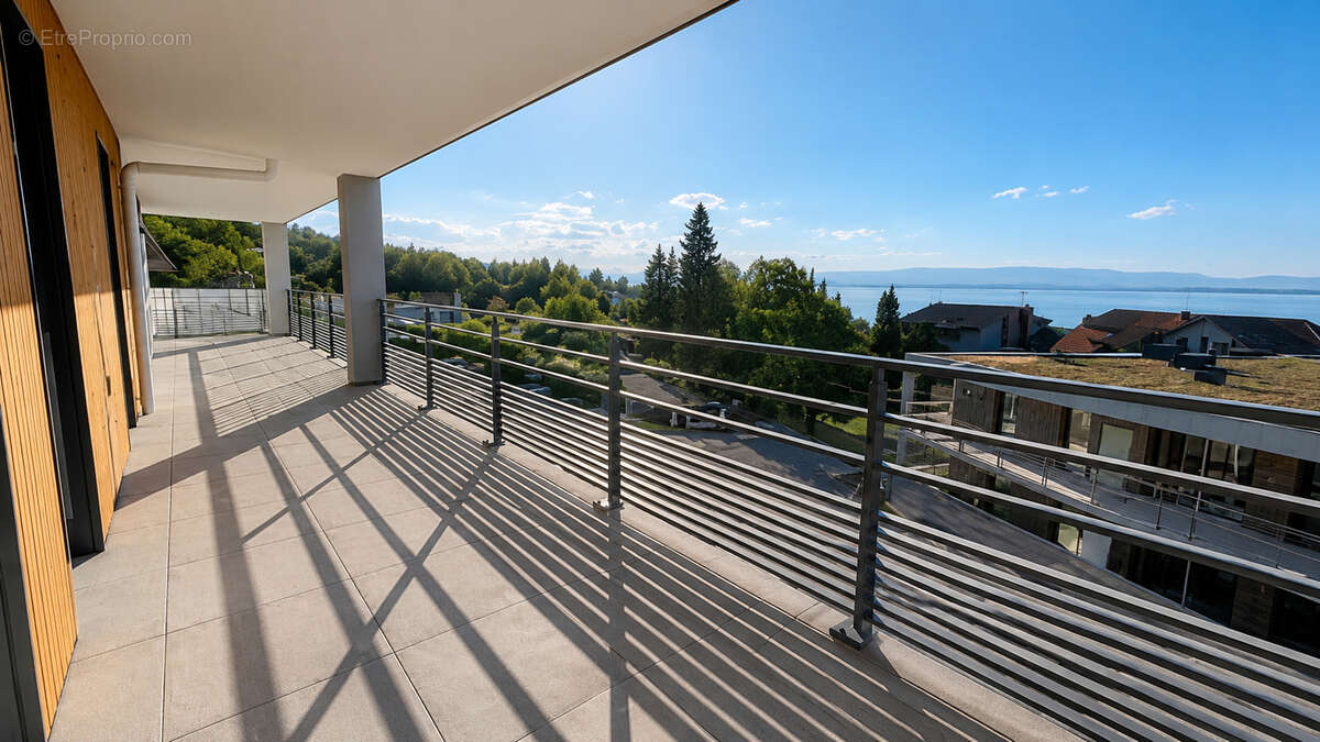 Appartement  Type 5 de 119,41m² avec Terrasse  et cave. - photo 3