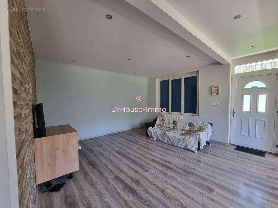 Maison 82 m² à Bayac  - photo 20
