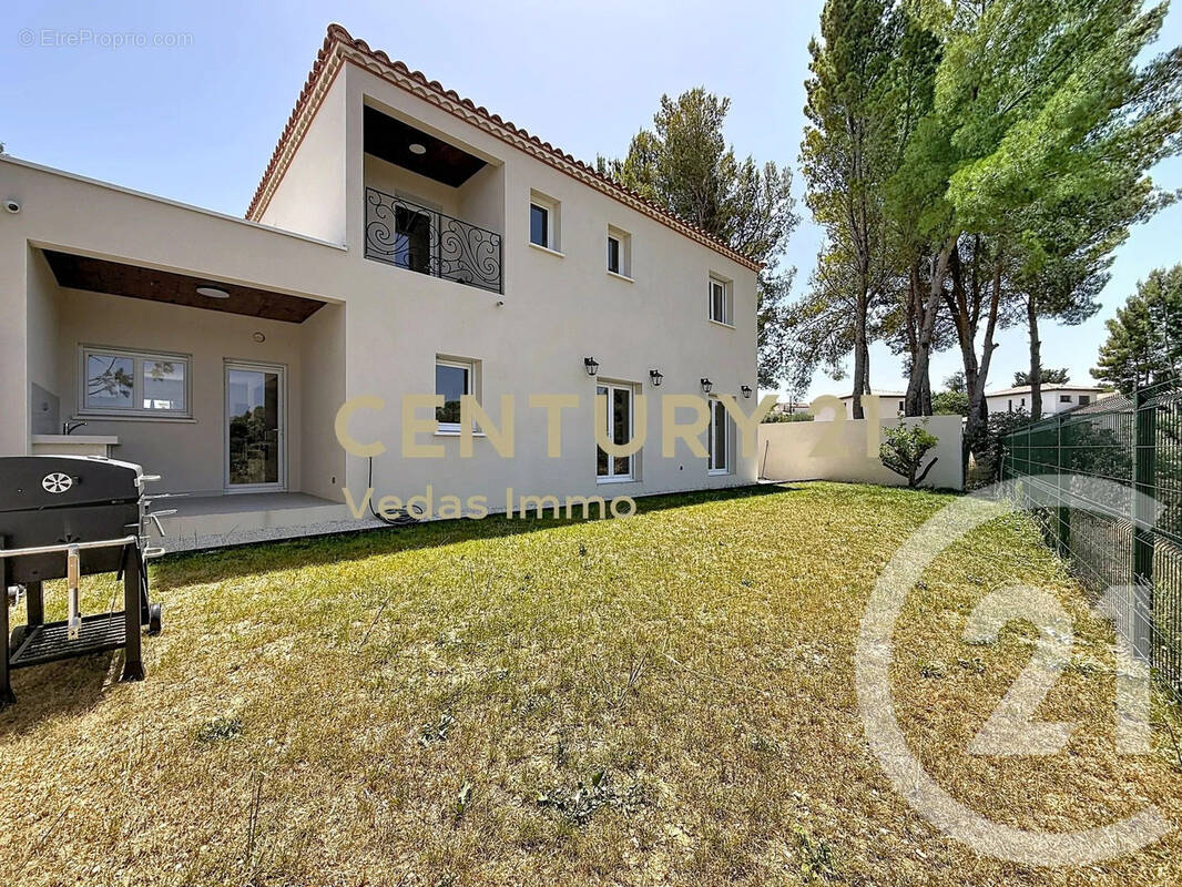 Maison à COURNONTERRAL