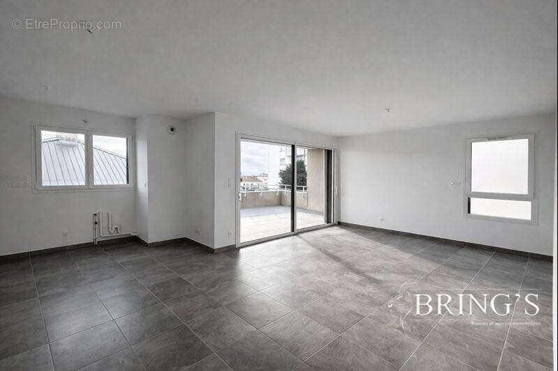 Appartement à ROMANS-SUR-ISERE