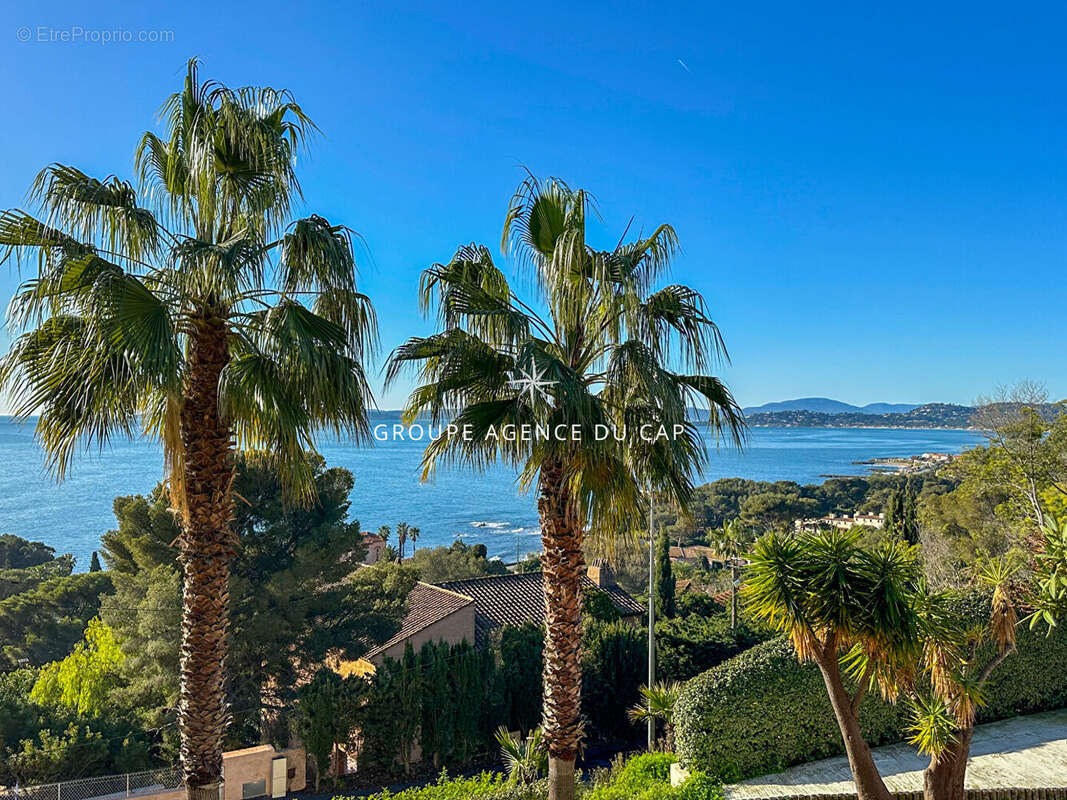 Maison à LES ISSAMBRES