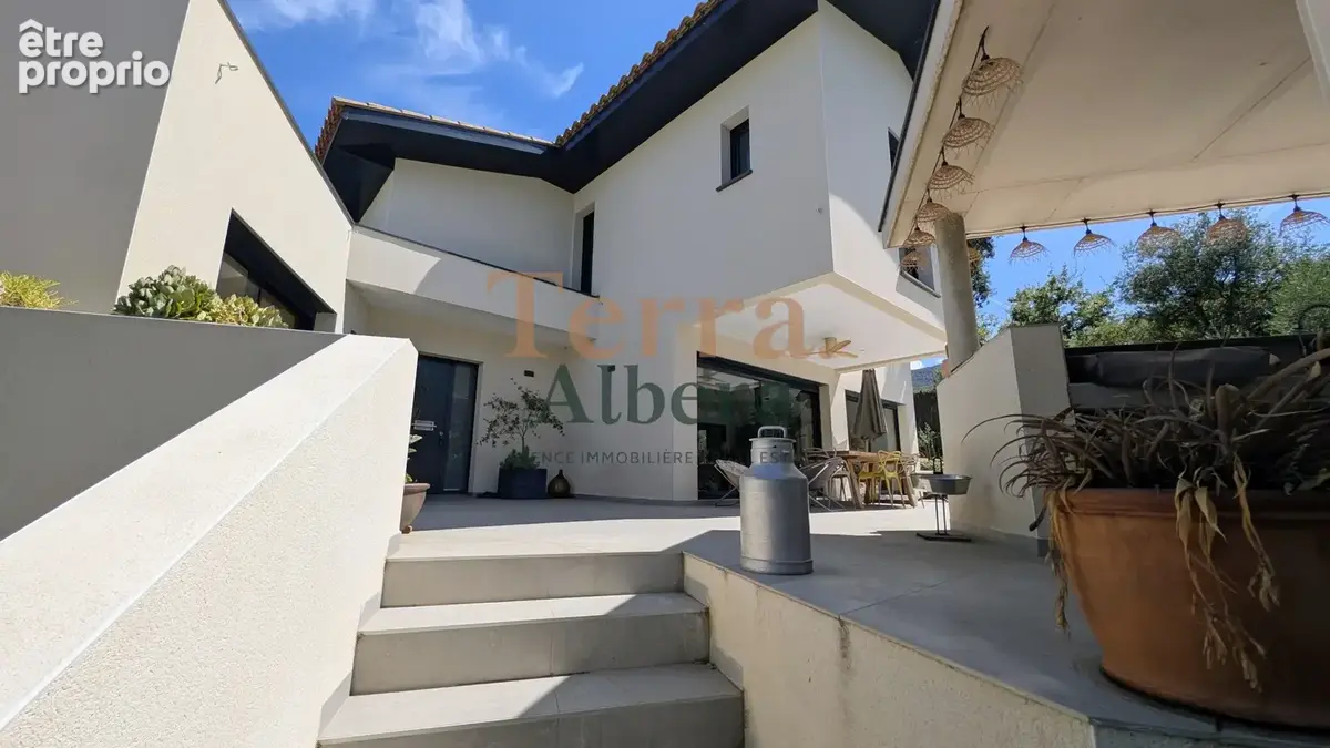 Villa contemporaine récente avec piscine, grand terrain, au calme et sans vis à vis - photo 22
