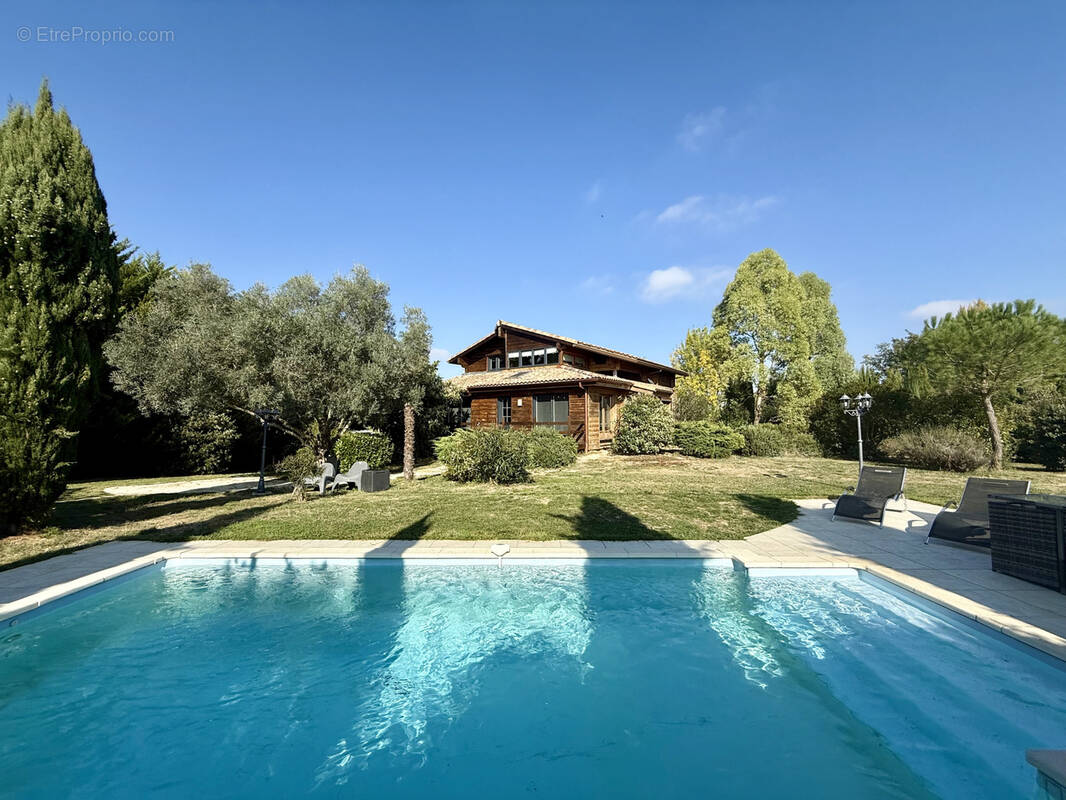 Maison à L&#039;ISLE-JOURDAIN