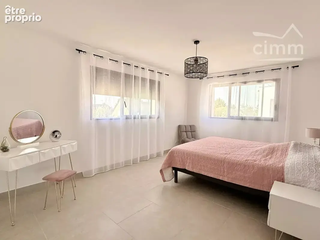 Maison contemporaine de 2022 avec piscine – Saint-Gervais-la-Forêt - photo 11