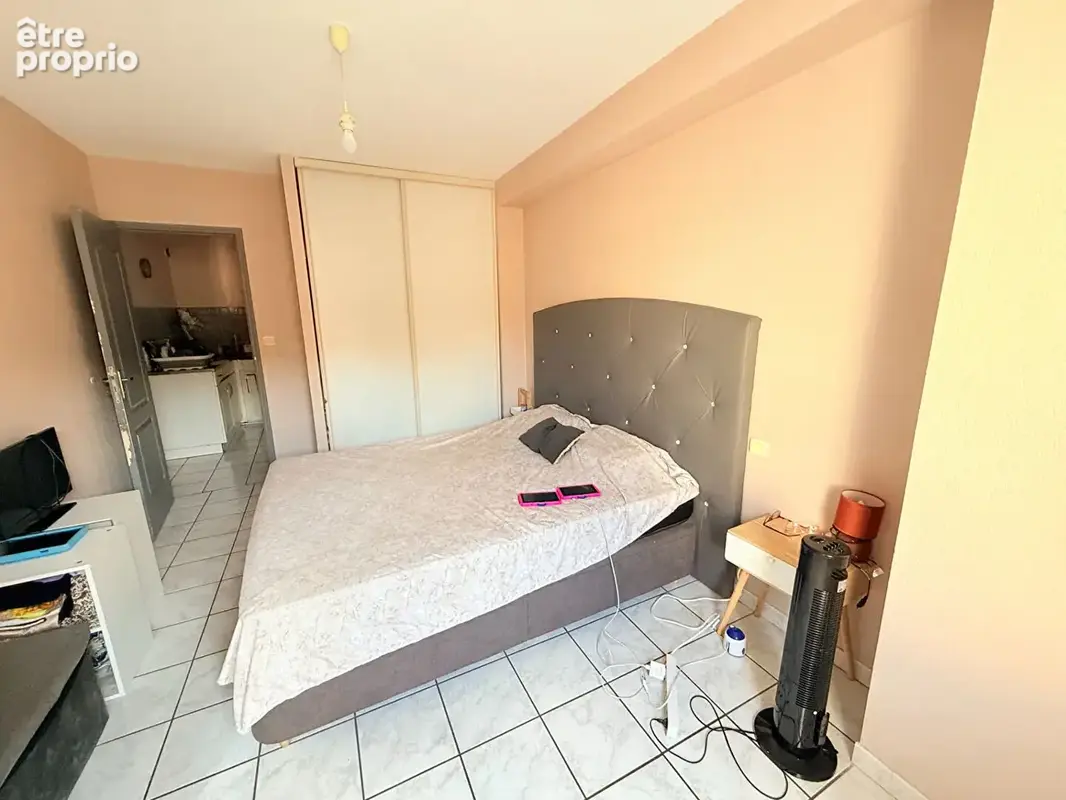 Agde T3 vendu loué avec loggia plein sud - photo 4