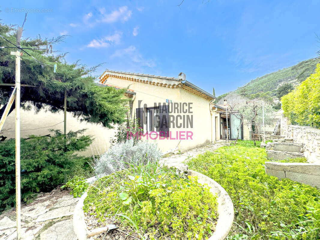 Maison à BEAUMES-DE-VENISE