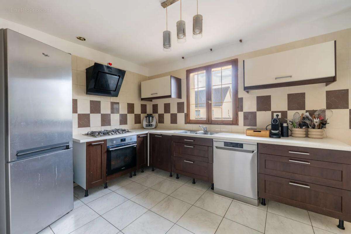 Maison de 5 pièces de 124 m² au Val-d'Hazey - photo 6