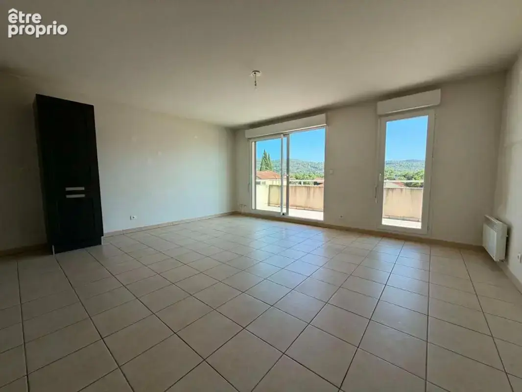 Appartement Brignoles 3 pièce(s) 64m2 - photo 3