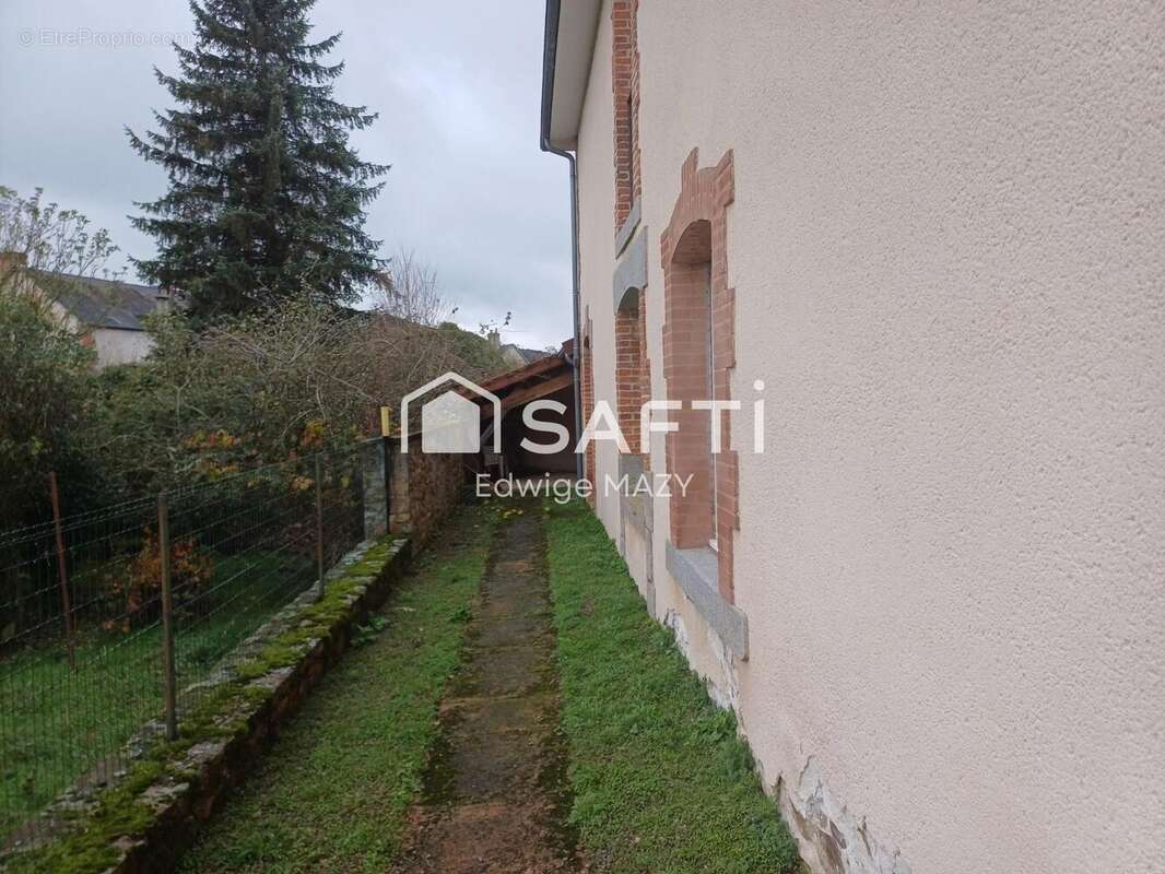 Maison 139 m² à Mainsat  - photo 3