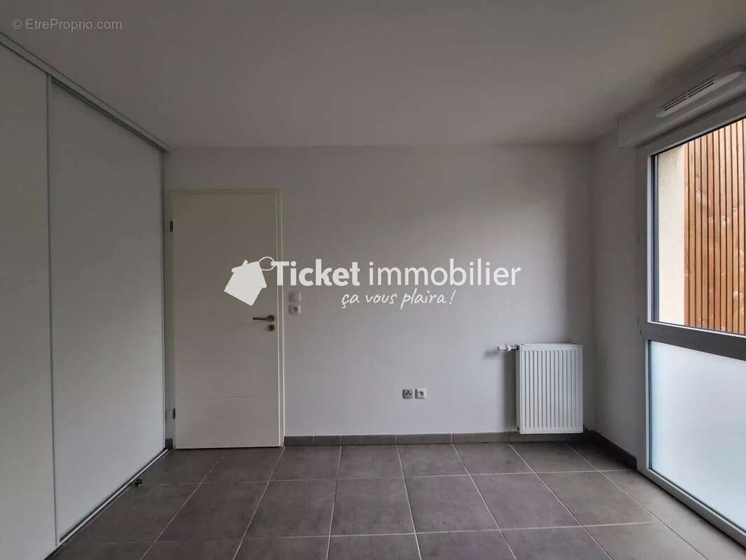 Appartement à MONDONVILLE