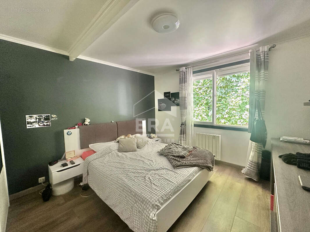 Maison à SARTROUVILLE