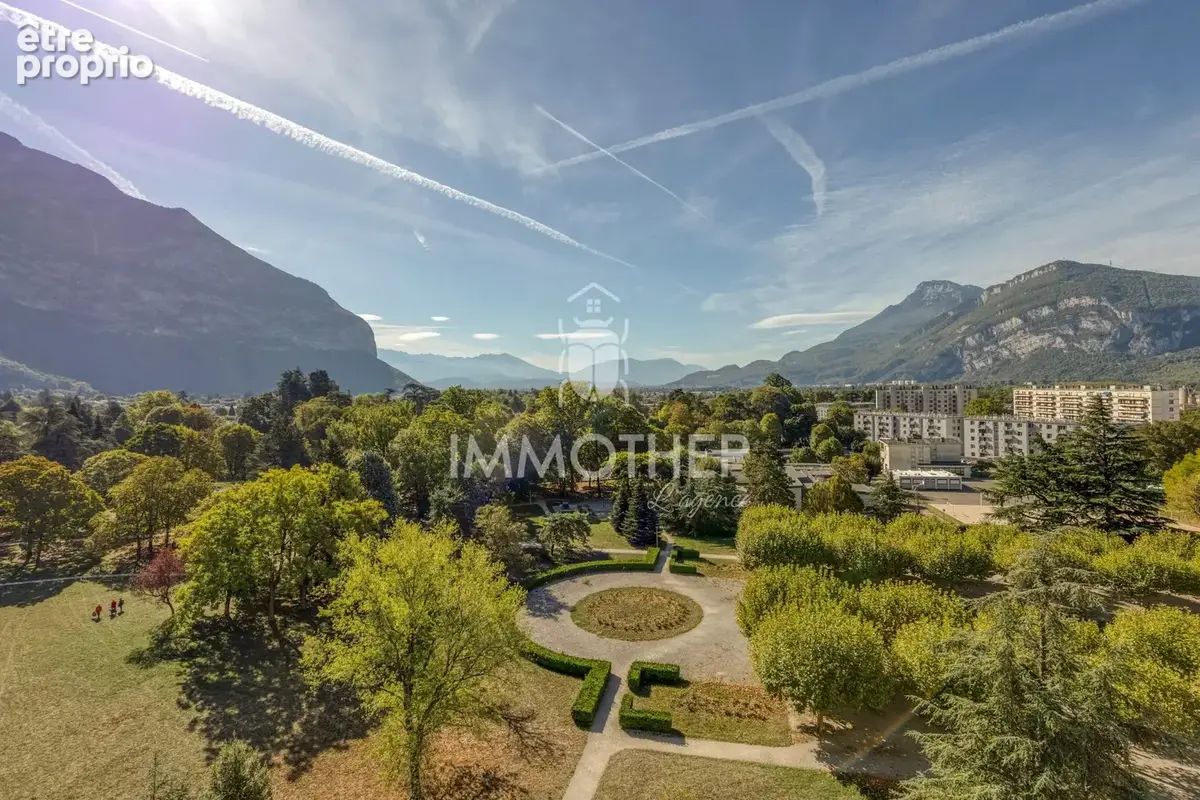 Appartement 6 pièces 143 m² à vendre à Saint-Egreve (38120) - photo 9