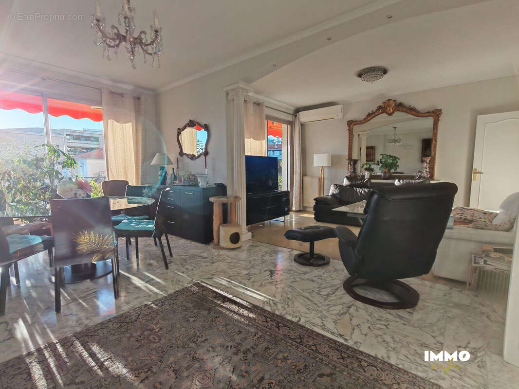 Appartement à NICE