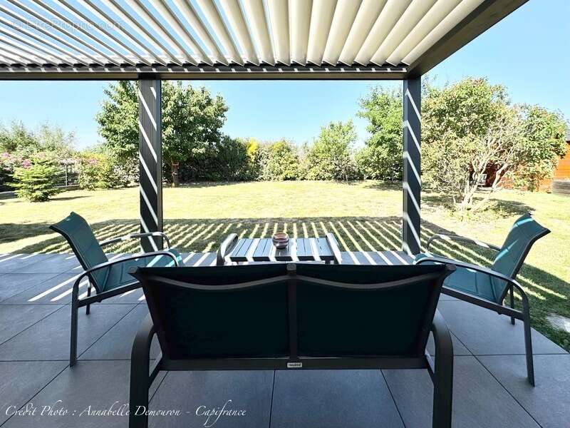Maison plain-pied 4 chambres - jardin - garage - saint-bonnet-près-riom (63200) - photo 12